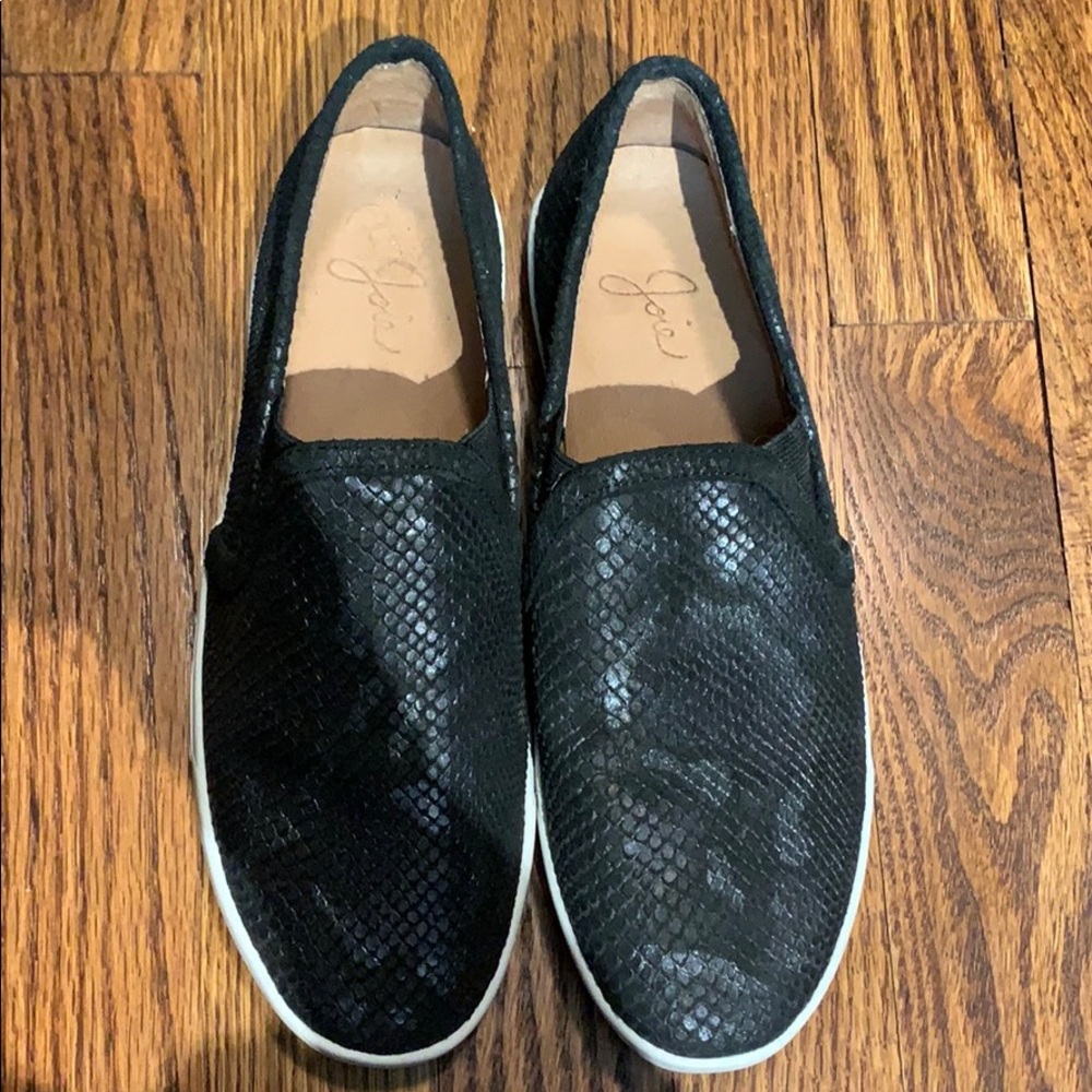 Joie snake print sneakers (black metallic)
